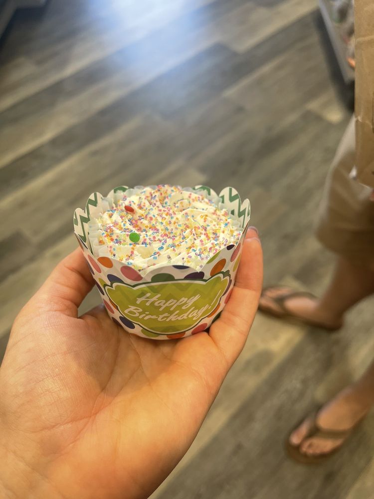 PET HOUSE Updated August 2024 41 Photos & 49 Reviews 5781 Calle