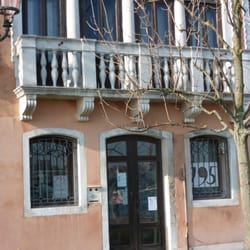 Giudecca Art Gallery 795