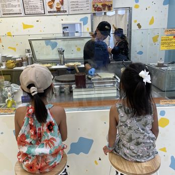 Roll Creperie - Little theater - Creperies Near Me - Mililani, Hawaii