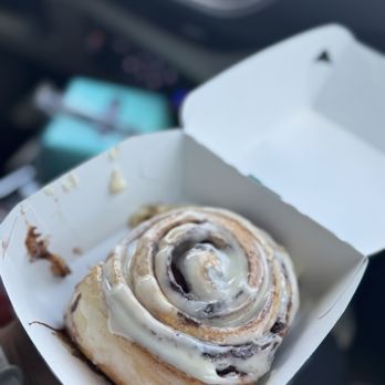Cinnabon - Classic cinnamon roll - Bakeries Near Me - McAllen, Texas