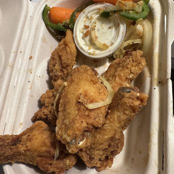 Burnett's Pub - Lemon pepper chicken - Vietnamese Near Me - Renton, Washington
