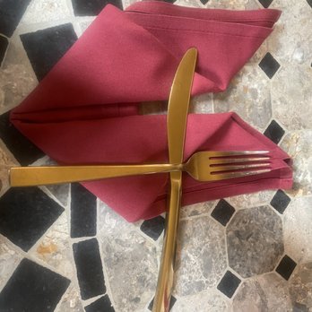 Vampire Cafe - Signature place setting - Cafes Near Me - New Orleans, Louisiana Vampire Cafe - Signature place setting - Cafes Near Me - New Orleans, Louisiana