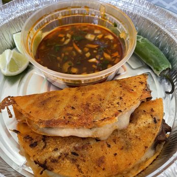 Livi's Taqueria - Birria quesa tacos. - Food Trucks Near Me - Tigard, Oregon Livi's Taqueria - Birria quesa tacos. - Food Trucks Near Me - Tigard, Oregon