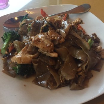 BKK Thai Kitchen - Drunken chicken noodles - Thai Near Me - Carlsbad, California