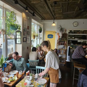 Comfort & Floyd - Breakfast & Brunch Near Me - Philadelphia, Pennsylvania Comfort & Floyd - Breakfast & Brunch Near Me - Philadelphia, Pennsylvania