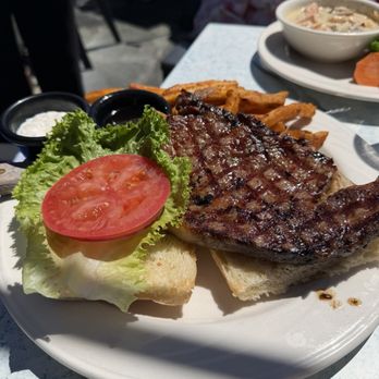 Crow's Nest Restaurant - Prime rib sandwich - New American Near Me - Santa Cruz, California