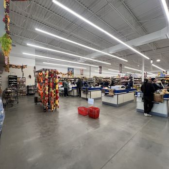 India Grocers - International Grocery Near Me - Middleburg Heights, Ohio