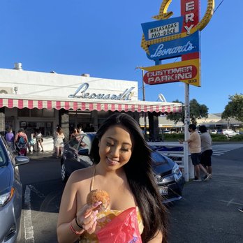 Leonard's Bakery - Bakeries Near Me - Honolulu, Hawaii