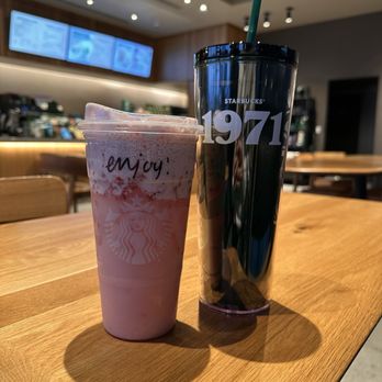 Starbucks - Coffee & Tea Near Me - Schertz, Texas