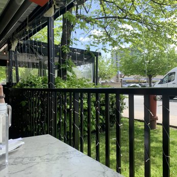 The Fish Man - Pet friendly resutrant - Seafood Near Me - Richmond, British Columbia