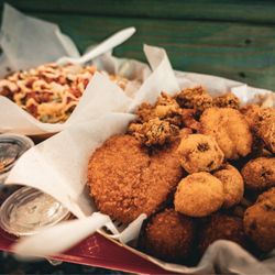 Shrimp N Stuff - Seafood Platter