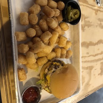 Bingo Beer - Burger and tater tots - Breweries Near Me - Richmond, Virginia