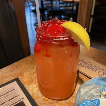 Huckleberry's - Strawberry Lemonade - Breakfast & Brunch Near Me - Oakdale, California Huckleberry's - Strawberry Lemonade - Breakfast & Brunch Near Me - Oakdale, California