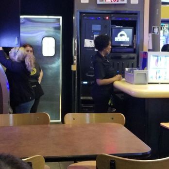 Buffalo Wild Wings - Standing around. Still no Customer service.. - American Near Me - Brea, California