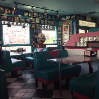 Frisco's Carhops - Interior - American Near Me - Whittier, California Frisco's Carhops - Interior - American Near Me - Whittier, California