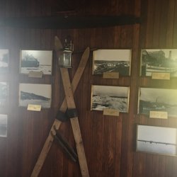 Creek View Restaurant - Cool decorations