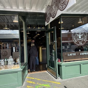 Starbucks - Coffee & Tea Near Me - Seattle, Washington