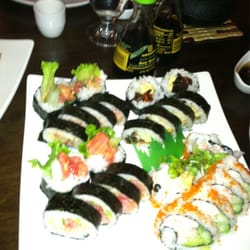 Suishin - Tuna roll, spicy eel roll, and yellow tuna roll