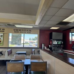 Del Taco - Inside