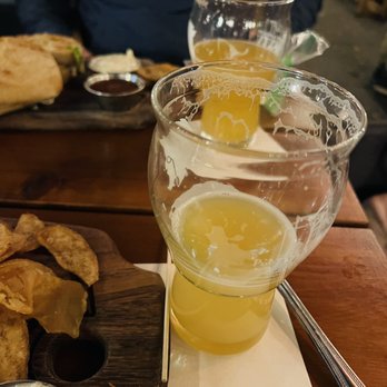 Pub BreWskey - Brewpubs Near Me - Montreal, Quebec Pub BreWskey - Brewpubs Near Me - Montreal, Quebec