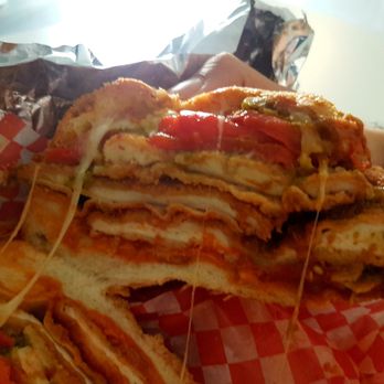 California Sandwiches - Chicken with hot peppers, sweet peppers and provolone. - Sandwiches Near Me - Toronto, Ontario California Sandwiches - Chicken with hot peppers, sweet peppers and provolone. - Sandwiches Near Me - Toronto, Ontario