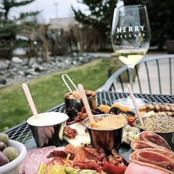 Merry Cellars - Charcuterie and wine flight
