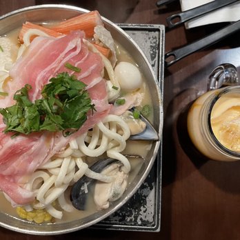 Boiling Avenue - Sesame Tonkotsu Thai Iced Tea - Hot Pot Near Me - Sacramento, California