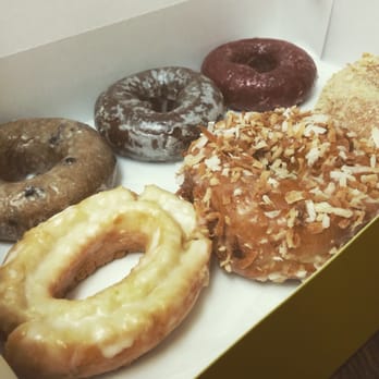 Donut King - Blueberry cake, red velvet, chocolate cake, sour cream, almond crunch, coconut crunch. The cake variations are perfect. - Donuts Near Me - Winter Park, Florida