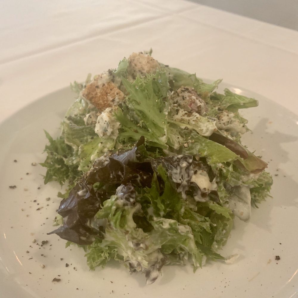 Pardos Bistro - Salad - New American Near Me - Mandeville, Louisiana Pardos Bistro - Salad - New American Near Me - Mandeville, Louisiana
