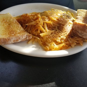 Maa's Diner - Meat lovers omelette with hashbrowns - Diners Near Me - Webster, New York