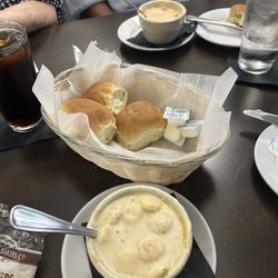 C-Stones Tavern - Clam chowder