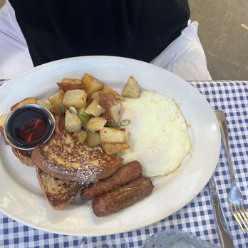 Napa General Store - Brioche French Toast - Home Decor Near Me - Napa, California