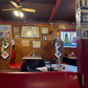 Crazy Otto's Diner - Diners Near Me - Lancaster, California