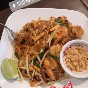 SriPraPhai Thai Restaurant - Pad Thai - Thai Near Me - Woodside, New York SriPraPhai Thai Restaurant - Pad Thai - Thai Near Me - Woodside, New York
