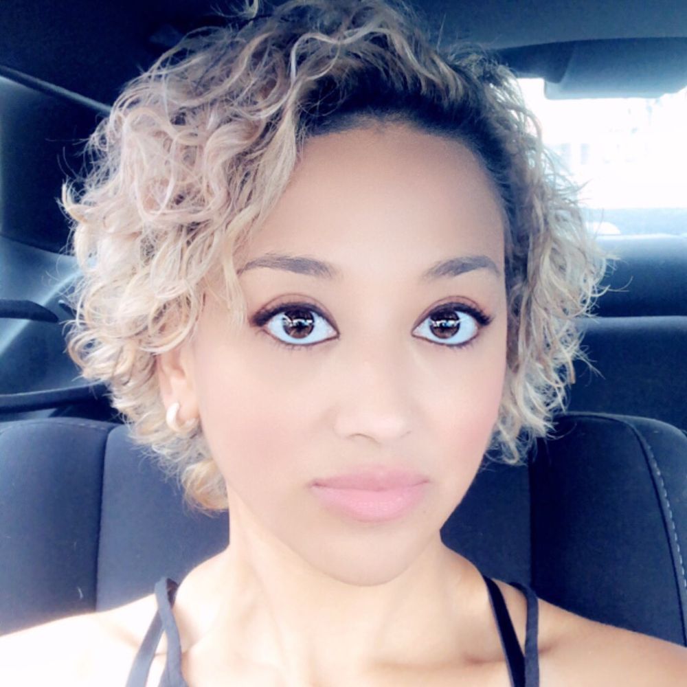 Juno Salon - BAM! Blonde bombshell by Hope @ Juno! - Hair Salons Near Me - Portland, Oregon