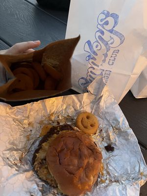 Smiley's Burger Club by null