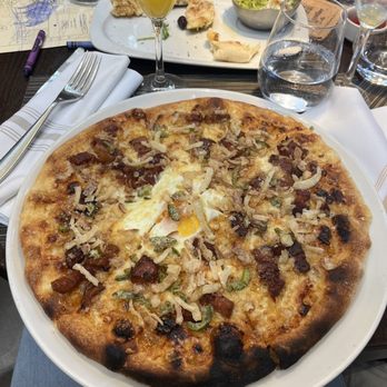 Gunther & Co - Brunch flatbread - Seafood Near Me - Baltimore, Maryland