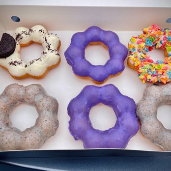 Mochinut-Palos Verdes - Desserts Near Me - Rolling Hills Estates, California