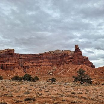 Capitol Reef National Park - 03.14.23 Chimney Rock - Parks Near Me - Fruita, Utah