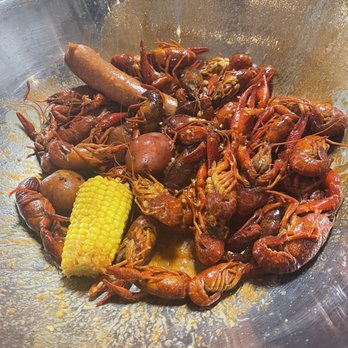 Overall Crawfish and Seafood - Crawfish, sausage, potatoes, and corn. - Seafood Near Me - New Caney, Texas