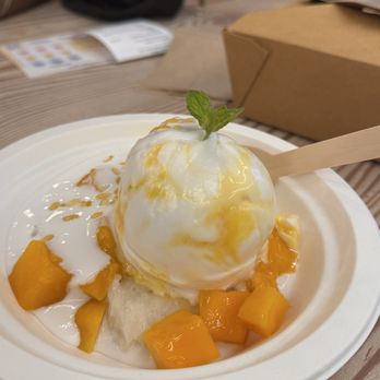 Elephant Garden Creamery - Ice Cream & Frozen Yogurt Near Me - Vancouver, British Columbia Elephant Garden Creamery - Ice Cream & Frozen Yogurt Near Me - Vancouver, British Columbia