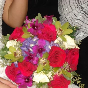 Cattails Florist - Beautiful wedding bouquet thanks to Joan! - Florists Near Me - Danville, California