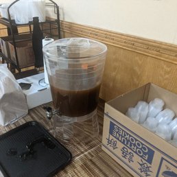 This is where you serve yourself the sweet sauce. This is where you serve yourself the sweet sauce.