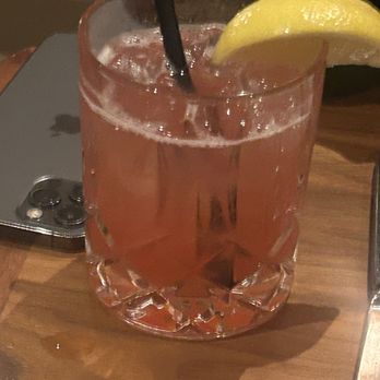 Lafayette Park - fun cocktails - Hotels Near Me - Lafayette, California