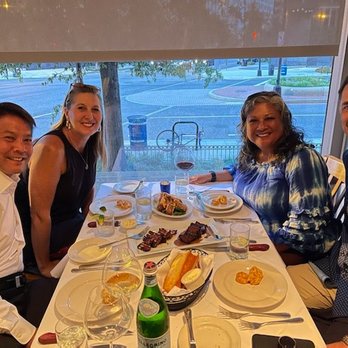 Bobby Van's Grill - American Near Me - Washington, DC, District of Columbia