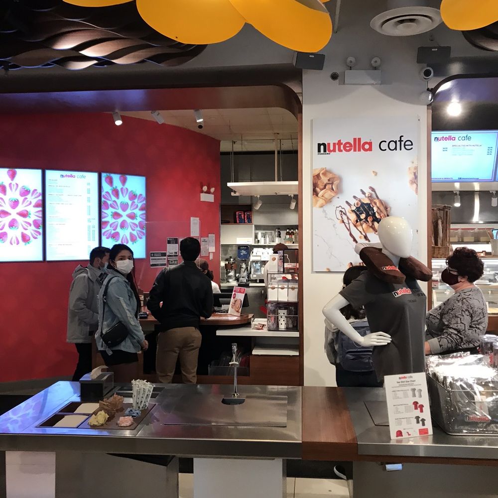 Nutella Cafe - Desserts Near Me - Chicago, Illinois Nutella Cafe - Desserts Near Me - Chicago, Illinois
