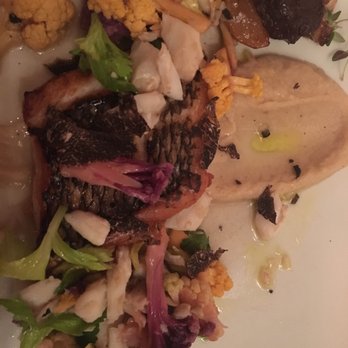 Aretsky's Patroon - Black bass - American Near Me - New York, New York
