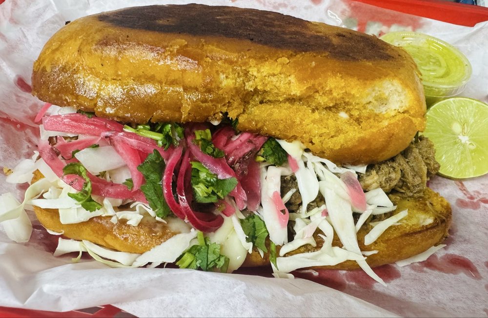 Las Dos Catrinas Birria