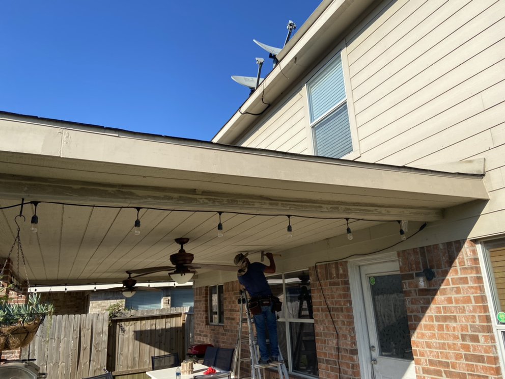 Slide of Houston Star Roofing