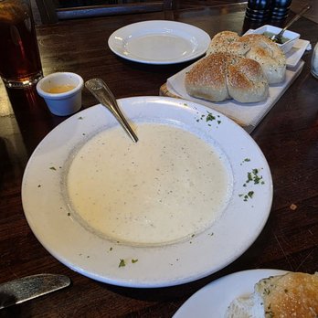 Noli’s Vite - Alfredo dipping sauce - Italian Near Me - Cibolo, Texas